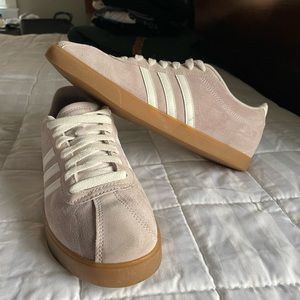 Adidas Lavender Courtset